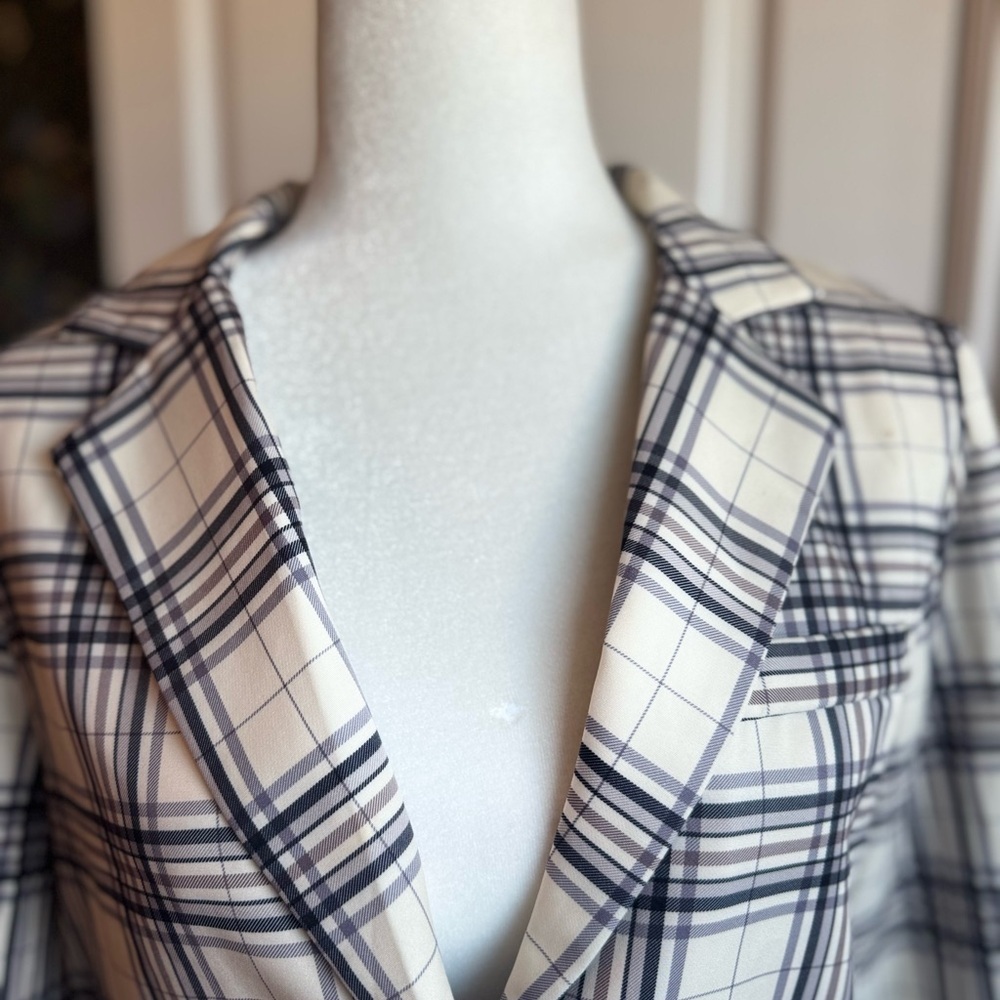 SHEIN Black and White Plaid Blazer Jacket - Picture 5 of 8